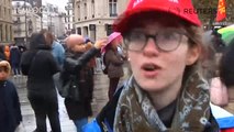 Balon Bayi Donald Trump, Protes Anti-Trump di Paris