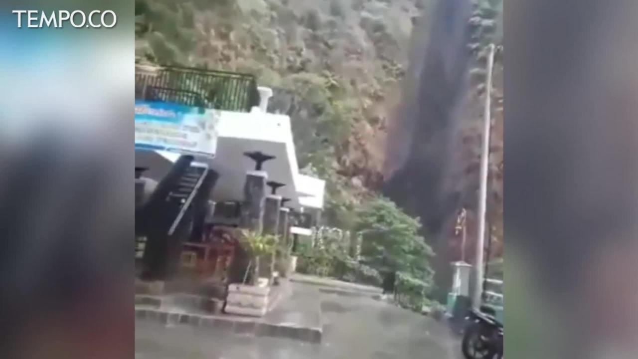 Video Viral: Air Terjun Sedudo Berubah Hitam, Ini Penjelasannya