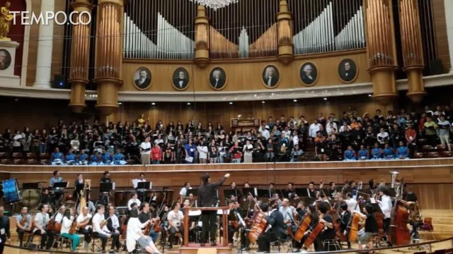 Bekraf Gelar Konser Simfoni Berikan Apresiasi Untuk TNI