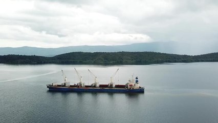 Tambang Nikel di Pulau Pakal