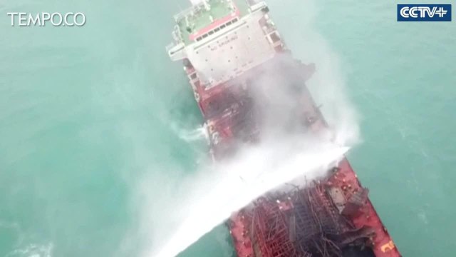 Kapal Tanker Terbakar, Satu Tewas, 4 Terluka, 2 Orang Hilang