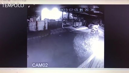 WP KPK Putar Rekaman CCTV Teror Bom di Rumah Penyidik