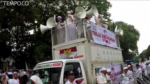 Massa FUI Gelar Aksi di Depan KPU, Ini Tuntutannya