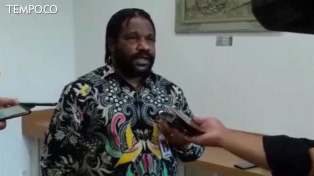 Staf Khusus Presiden Jokowi Minta TNI Tarik 600 Personel dari Papua