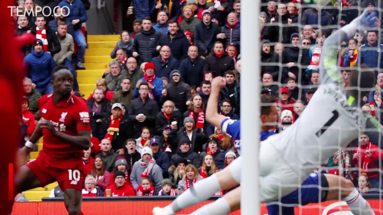 Liverpool Kalahkan Chelsea, Salah Jadi Top Skor Liga Inggris