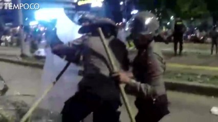 Awal Mula Bentrok Massa Aksi 22 Mei dan Polisi Terjadi di Bawaslu