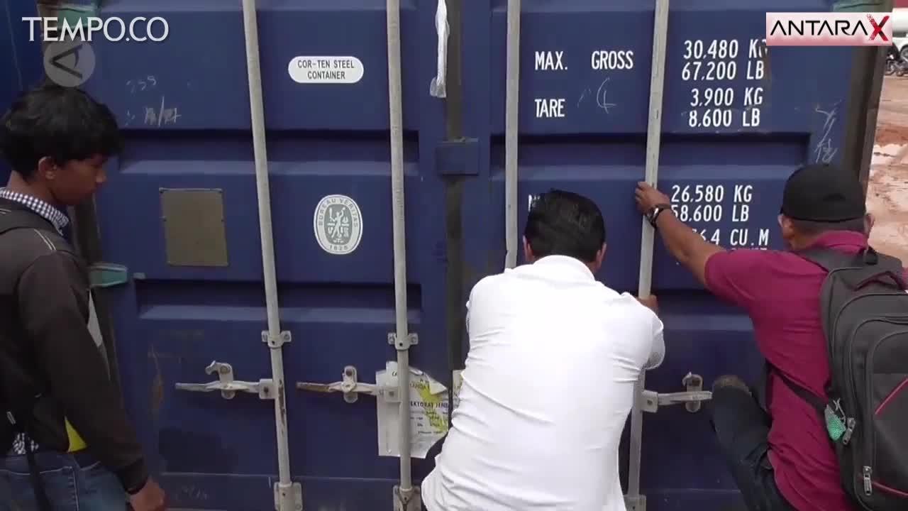 Investigasi Limbah Impor 65 Kontainer, Jika Terbukti Beracun...