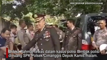 下载视频: Suasana Haru di Rumah Duka Bripka BE, Korban Kasus Polisi Tembak Polisi