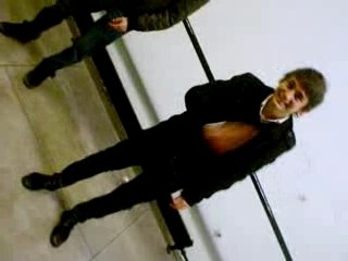 Simon, Pierre , Victor en mode tecktonik au supercross ^^