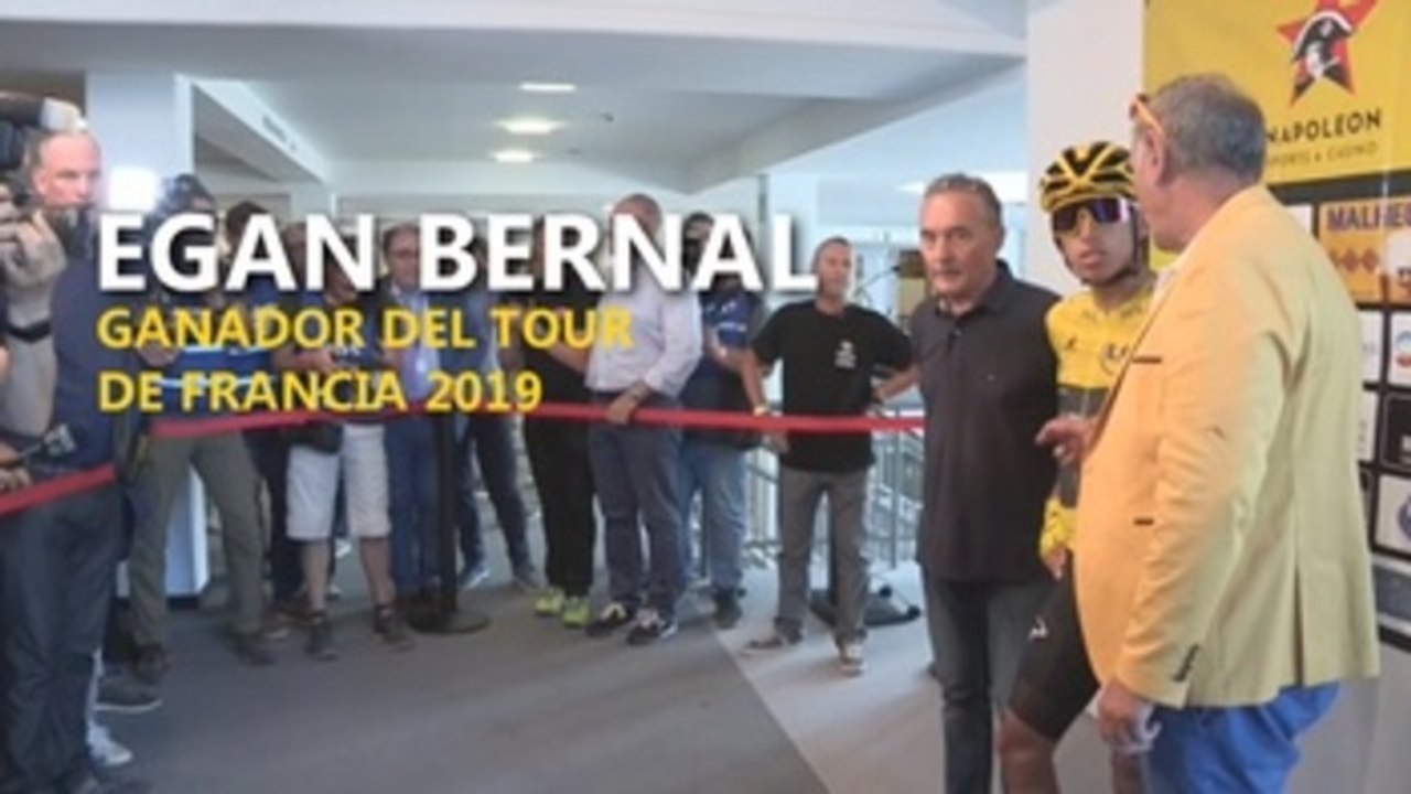 Bernal reconoce que aún no ha asimilado la victoria en el Tour de Francia