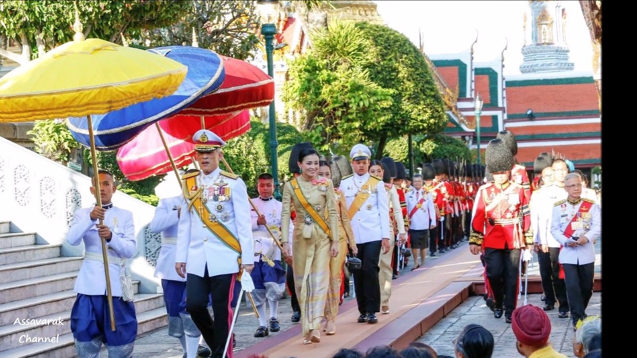 "ในหลวง-พระราชินี" เสด็จฯ วัดพระแก้วทรงตั้งสมณศักดิ์บรรพชิตจีนและญวน