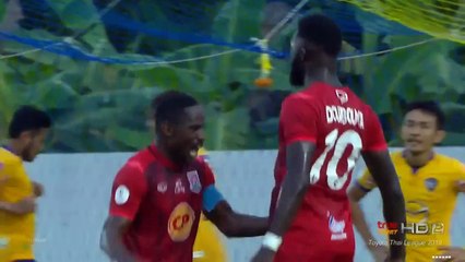 Lonsana Doumbouya (FRA) * Delantero * Trat (THAI)