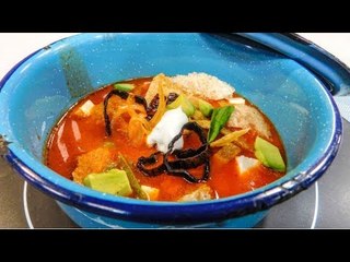 ¡La chef Ingrid Ramos te enseña a preparar sopa azteca! | Sale el Sol