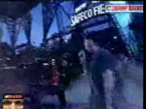 Limp Bizkit feat. Head (of Korn) - Crack Addict (live)