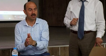 Yolların düzeltilmesi için eylem yapan kadınlara AK Partili başkandan tepki: Şov yapmayın