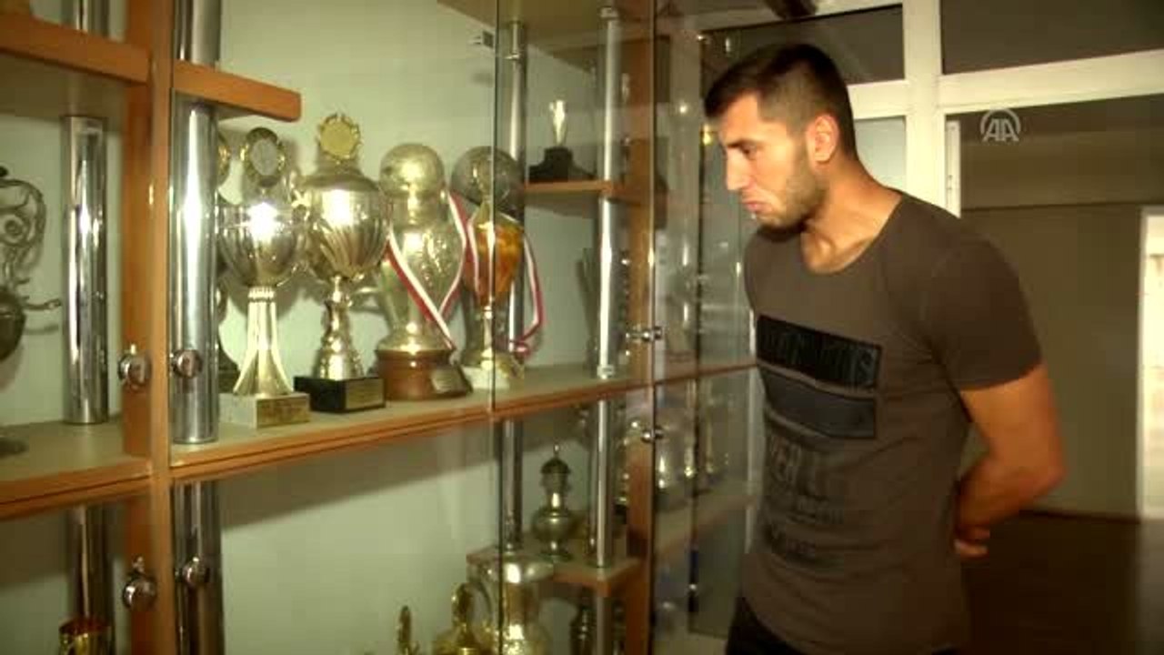 Beden eğitimi öğretmeninin Katar'a uzanan başarısı