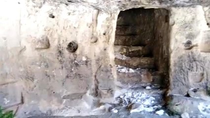 Kahta'da "üç katlı mağara" bulundu