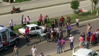 Yolun karşısına geçmek isteyen yaşlı kadına otomobil çarptı