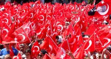 CHP'den ihraç edilen Milletvekili Öztürk Yılmaz, yeni parti kuracağını açıkladı