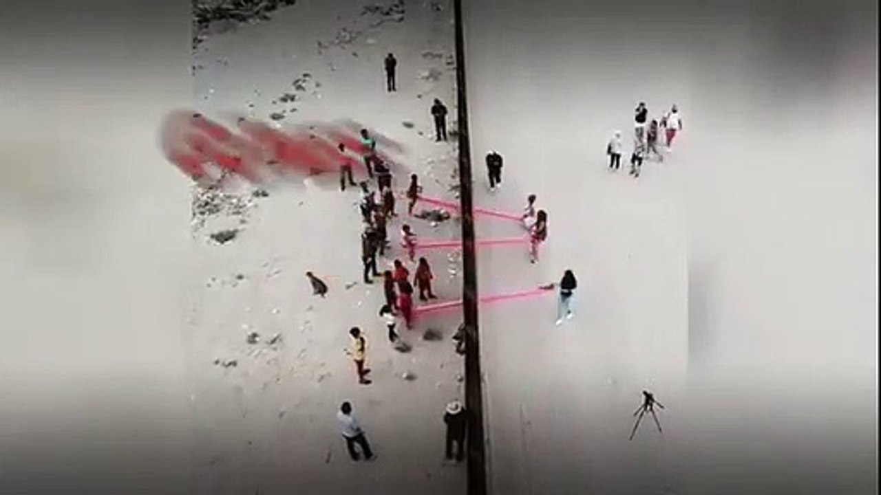 ABD-Meksika sınırında 10 yıllık hayal çocuklarla gerçek oldu