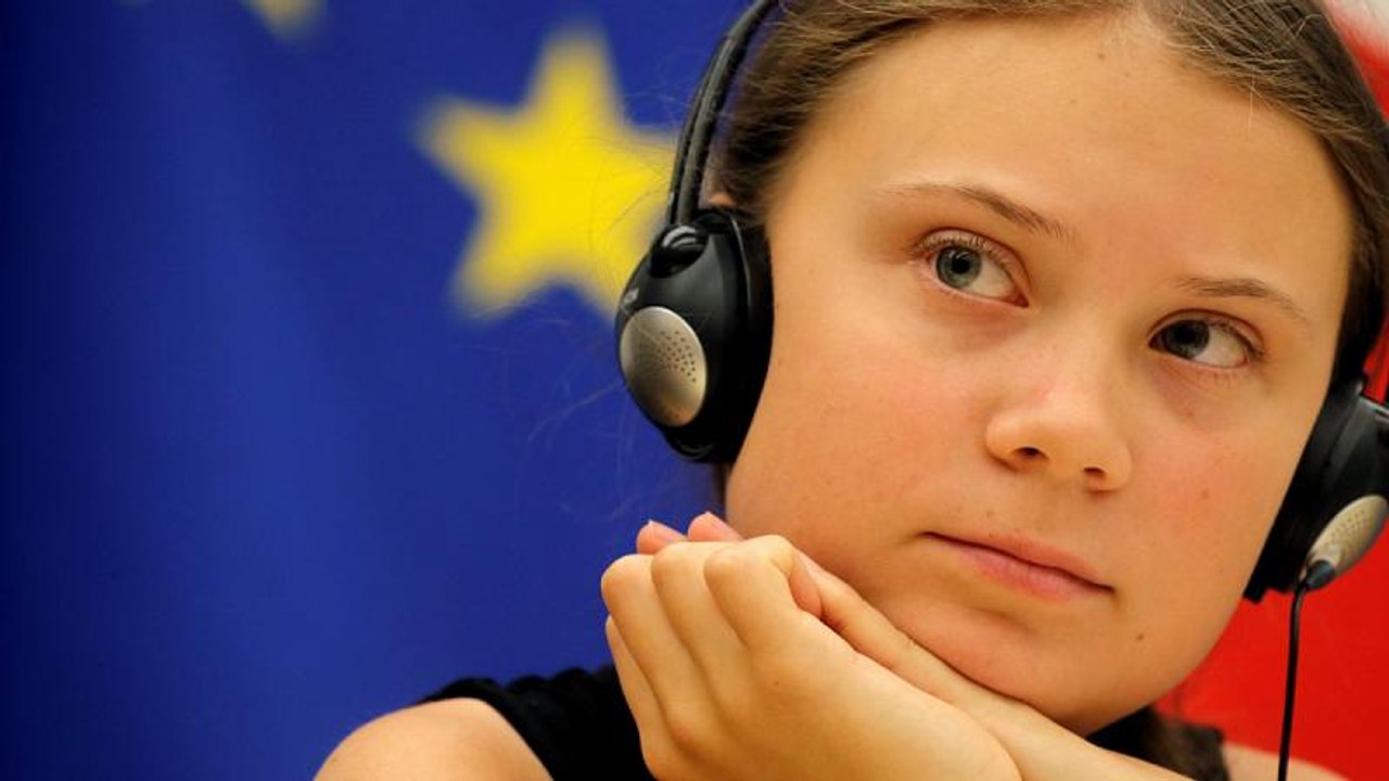 Greta thunberg segelt zur klimakonferenz in new york