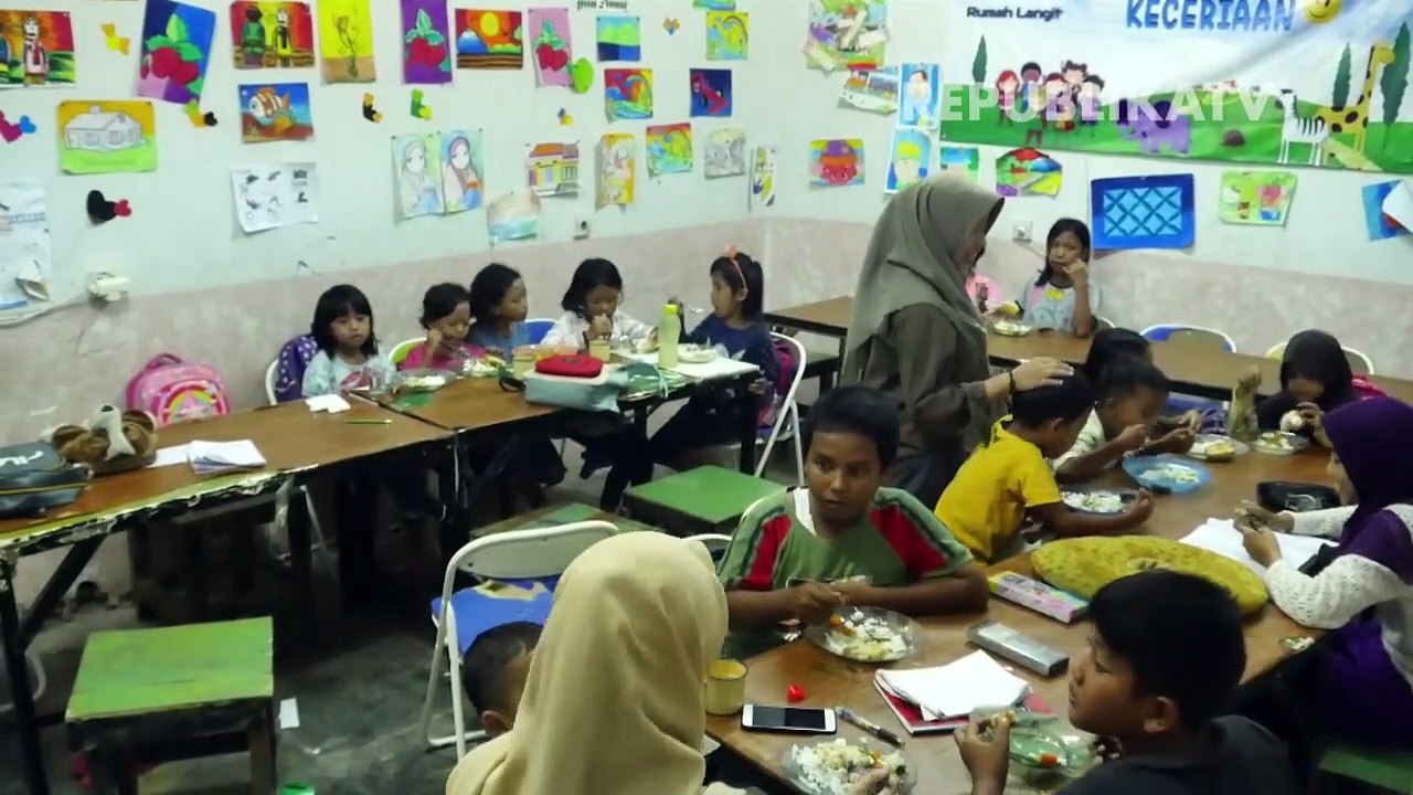 Rumah Langit, Payung Pendidikan Anak-Anak Pemulung