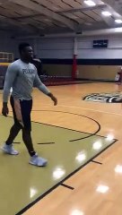 Zion Williamson vs Drew Brees Saints QBs Challenge