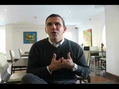 Juan Villegas compara el análisis técnico con el fundamental