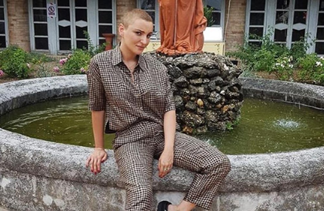 Arisa è in crisi, ha problemi di peso e un blocco artistico: 'Non riesco più a scrivere canzoni'