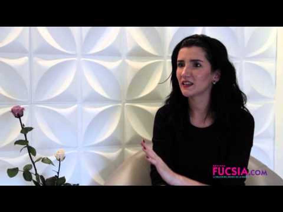 Isabel Henao hila una boda de ensueño en Fucsia novias.