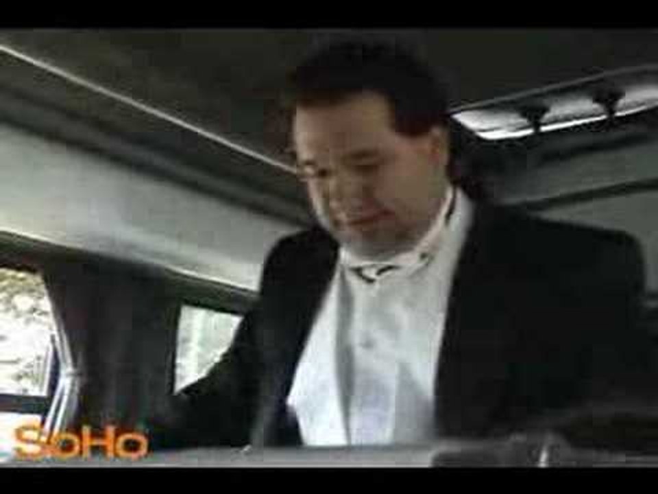 Valeriano Lanchas como cantante de bus, crónica SoHo