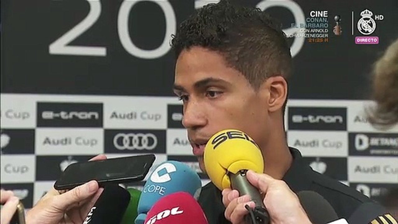 Varane: "Si viene Pogba sería fantástico, pero confío en mis compañeros"