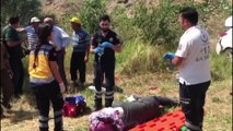 Kastamonu'da otomobil tarlaya devrildi: 5 yaralı