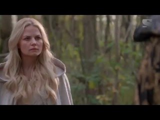 Once Upon a Time - Emma pelea con Merlin