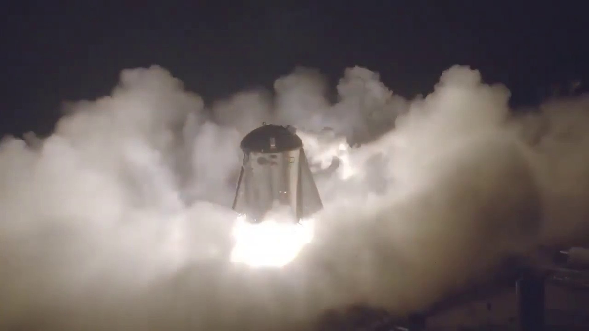 SpaceX Starhopper Takes First Untethered