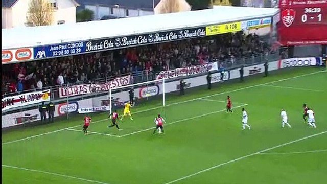 27/04/13 : Victor Hugo Montaño (37') : Brest - Rennes (0-2)