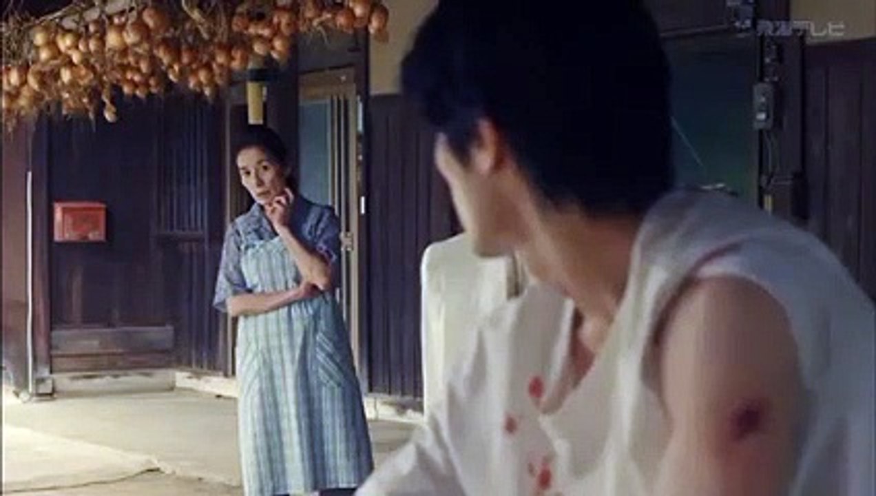 「奇跡のアラフィフ」が股を開いて閉じて！石田ゆり子の最新動画が艶すぎるッ