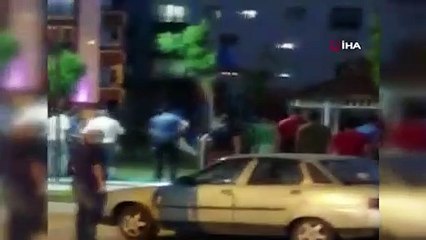 "Laf atma" kavgası: 8 yaralı