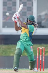 സംഹാര താണ്ഡവമാടി ഗെയില്‍, 54 പന്തില്‍ പുറത്താകാതെ 122 റണ്‍സ്