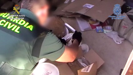 27 detenidos y registros en Sevilla, Écija, Carmona y Estepa en una operación contra el contrabando de tabaco