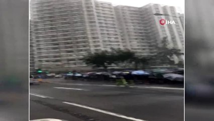 - Hong Kong'da Tayfun Alarmı