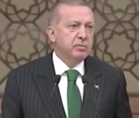 Ağam eğlenir bizimle