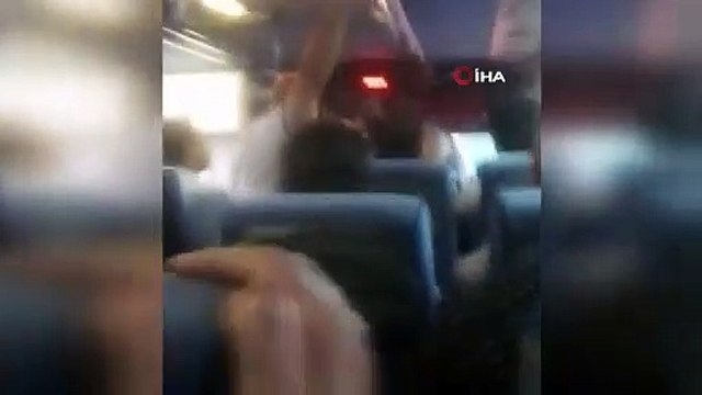 Otobüsüne çarpan kamyonu kovalayan otobüs şoförünü yolcular dövdü