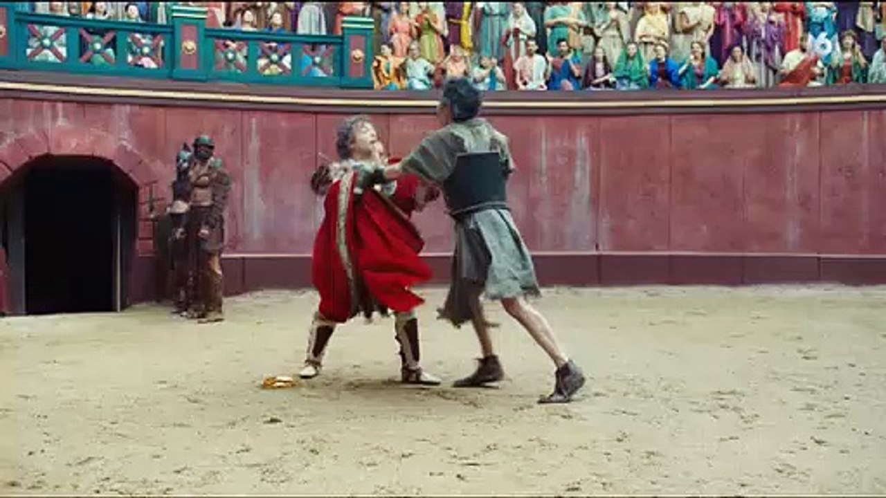 Le maire de Troyes et ancien ministre du Budget François Baroin fait une apparition dans la série d'M6 "Péplum"