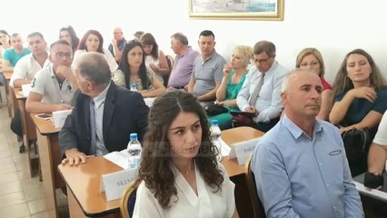 ‘Tërhiqet’ opozita, konsituohen në qetësi Këshillat Bashkiakë në Lushnje dhe Kuçovë