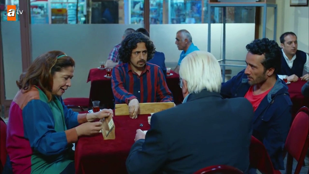 Değişen roller! - Mutlu Ol Yeter 6.Bölüm