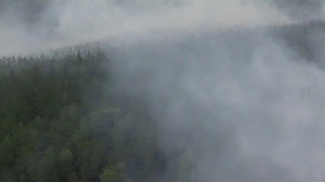 Milhares de russos exigem combate aos incêndios na Sibéria