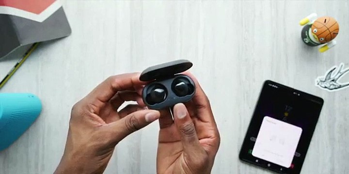 Samsung Galaxy Fold Unboxing Magnet 2019