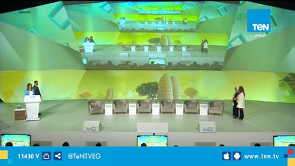 الرئيس السيسي يستمع لعرض غرفة عمليات مبادرة حياة كريمة من ثلاث محافظات مختلفة لسير العمل