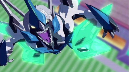 ضربة إعصار السماء الملتفة.. شاهد الفيديو